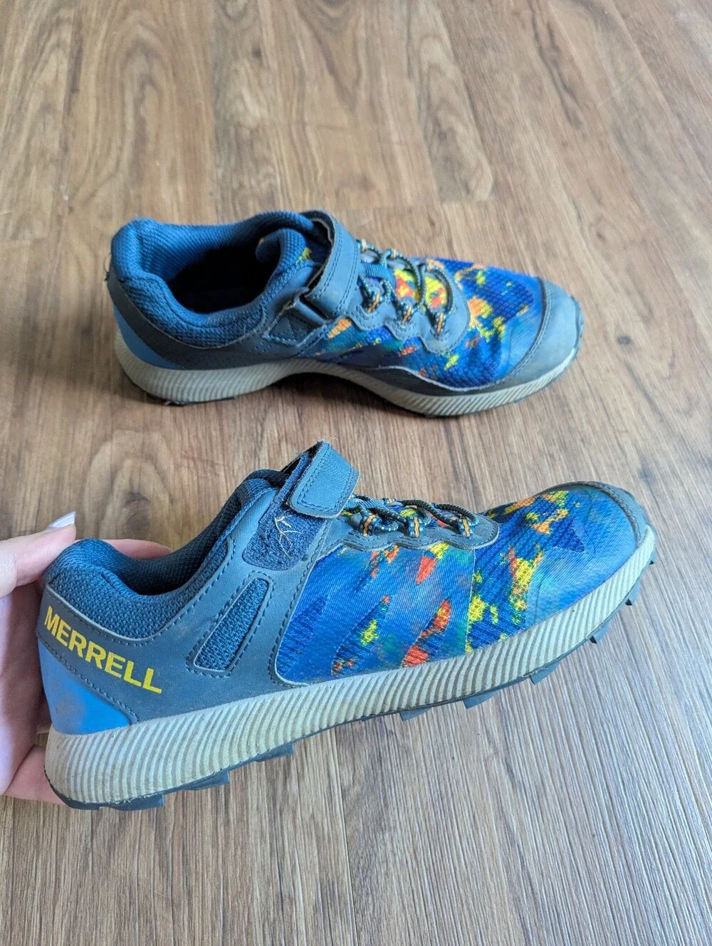 Merrell Kids Blue Outdoor Sneakers Sz 5.5